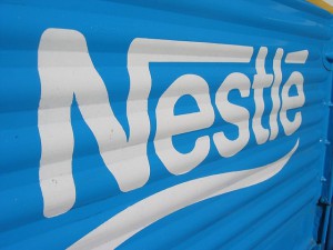 L’Oreal cumpara 8% din actiunile Nestle pentru 6 miliarde de euro