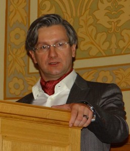 radu Golban mic